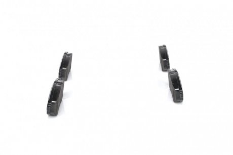 Передние тормозные колодки bosch 0986424818