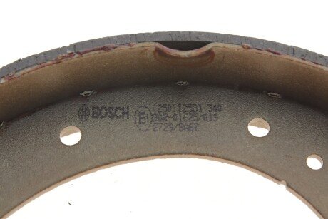 Колодки ручного (стоячого) гальма bosch 0 986 487 528