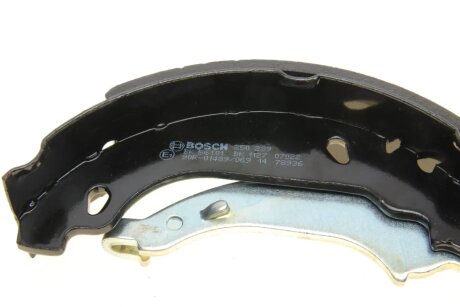 Колодки ручного (стоячого) гальма bosch 0986487556