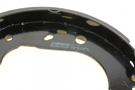 Колодки ручного (стоячого) тормоза bosch 0986487717