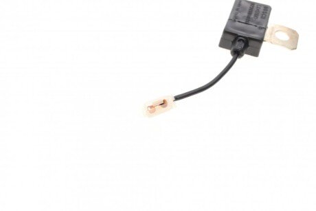 Конденсатор прерывателя bosch 0290800036