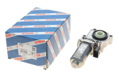 Моторчик дворника (стеклоочистителя) bosch 0130008527 на Бмв Х3 е83