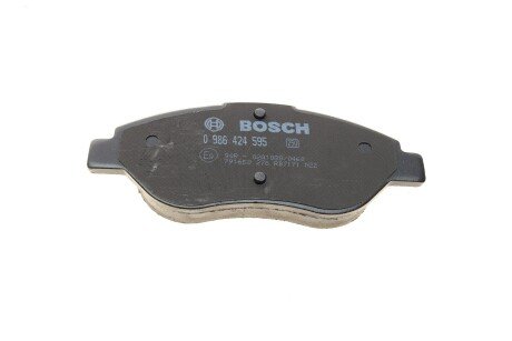 Передние тормозные колодки bosch 0 986 424 595