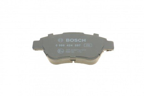 Передние тормозные колодки bosch 0986424597