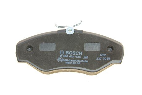 Передні тормозні (гальмівні) колодки bosch 0986424636