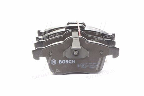 Передні тормозні (гальмівні) колодки bosch 0986424707 на Опель Астра h