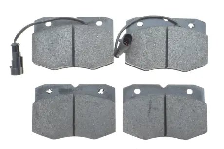 Передние тормозные колодки bosch 0986424768