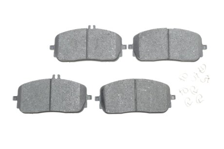 Передние тормозные колодки bosch 0986424888 на Мерседес CLA-Class C118/X118