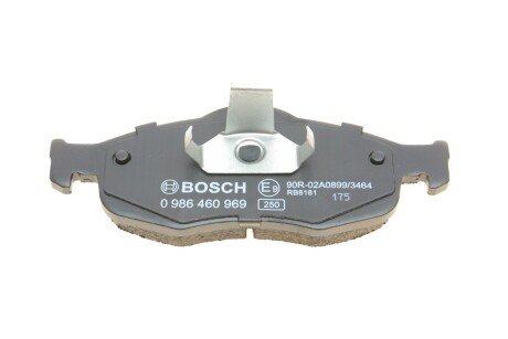 Передние тормозные колодки bosch 0986460969