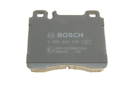 Передние тормозные колодки bosch 0986460976