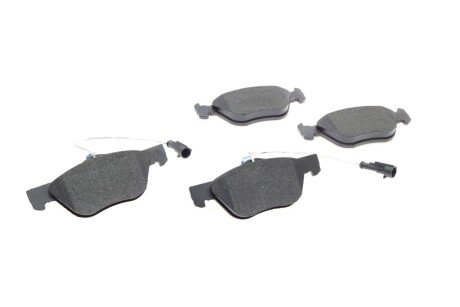 Передние тормозные колодки bosch 0986494004