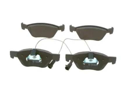 Передние тормозные колодки bosch 0 986 494 004