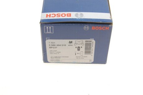 Передні тормозні (гальмівні) колодки bosch 0986494010