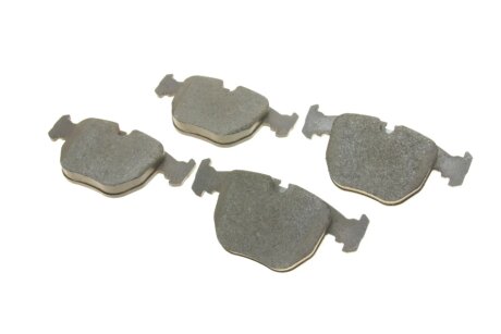 Передні тормозні (гальмівні) колодки bosch 0986494028