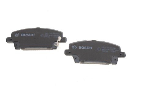 Передние тормозные колодки bosch 0986494136
