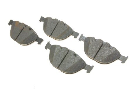 Передние тормозные колодки bosch 0986494349