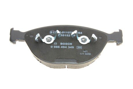 Передние тормозные колодки bosch 0986494349