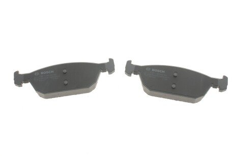 Передние тормозные колодки bosch 0986494383