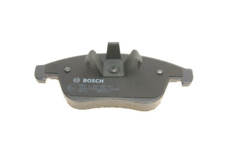 Передні тормозні (гальмівні) колодки bosch 0986494401