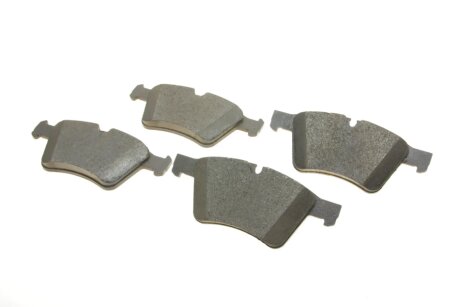 Передние тормозные колодки bosch 0986494427