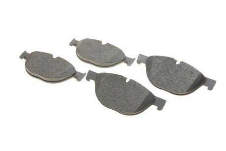 Передние тормозные колодки bosch 0986494429