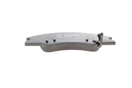 Передние тормозные колодки bosch 0986494577