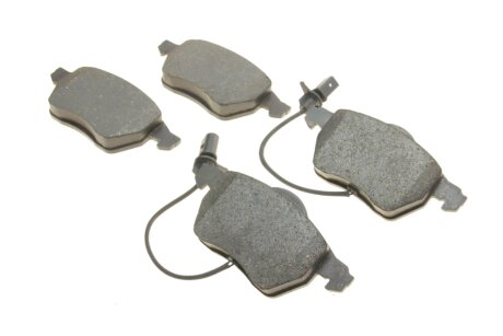 Передние тормозные колодки bosch 0986495241