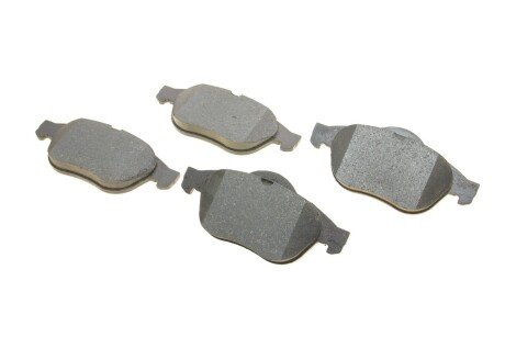 Передние тормозные колодки bosch 0986495264