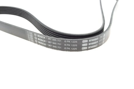 Привідний ремінь генератора bosch 1987945701