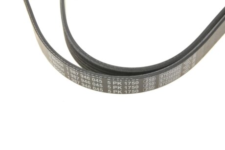 Приводной ремень генератора bosch 1987946045