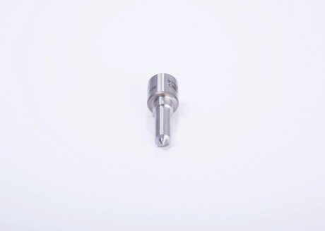 Распылитель дизель DSLA 154 P 1360 DUETZ 4,0 bosch 0433175405