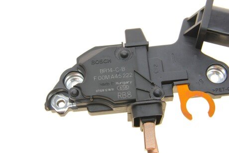 Реле-регулятор напряжения генератора bosch F00MA45222
