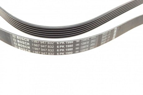 Приводной ремень генератора bosch 1987947832