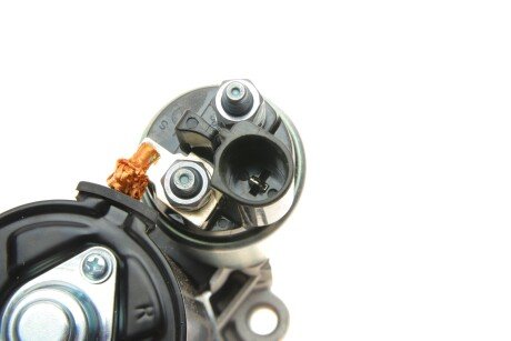 Стартер bosch 1986S00670