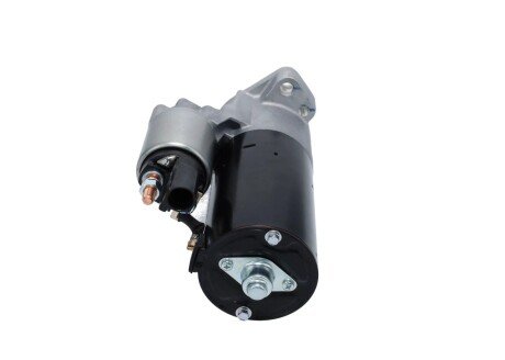 Стартер bosch 1986S00820