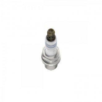 Свеча зажигания bosch 0242245559