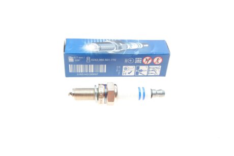 Свічка запалювання bosch 0242060501 на Рено 11