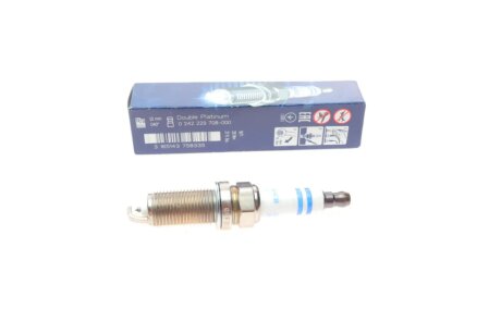 Свеча зажигания bosch 0242229708 на Infiniti G25
