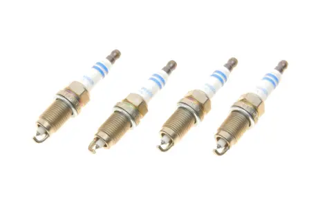 Свеча зажигания FR7HPP33+ DOUBLE PLATINUM (VAG) 4шт. (пр-во BOSCH) Bosch 0242235984