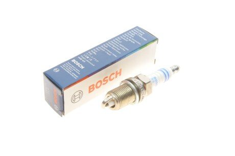 Свечи зажигания bosch 0 242 225 580