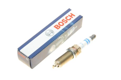 Свеча зажигания иридиевая bosch 0242135553 на Мерседес Clk