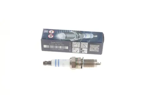 Свеча зажигания YR7LPP332W DOUBLE PLATINUM (PORSCHE,VW) (пр-во BOSCH) Bosch 0242135510
