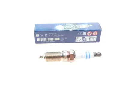 Свічка запалювання Ford Mondeo 2.3 07- /Mazda 3, 5, 6 2.0-2.3 bosch 0242229739