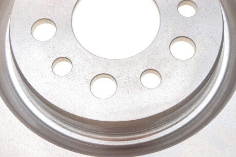 Вентилируемый тормозной диск bosch 0986479168