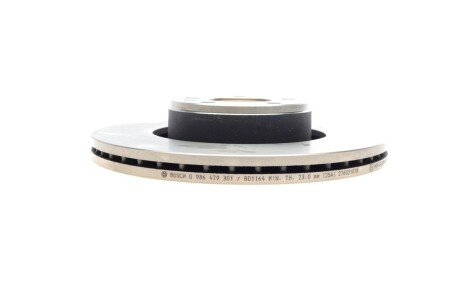 Вентилируемый тормозной диск bosch 0986479301