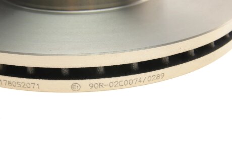 Вентильований гальмівний диск bosch 0986479340