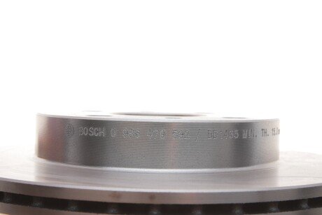 Вентилируемый тормозной диск bosch 0986479592