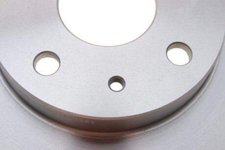 Вентилируемый тормозной диск bosch 0986479592