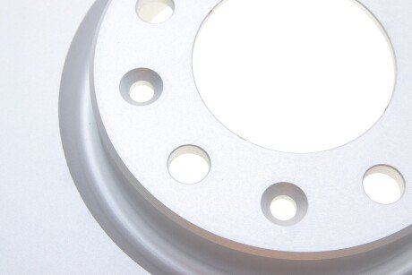 Вентилируемый тормозной диск bosch 0986479C33