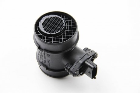 Воздушный фильтр bosch 0281002549